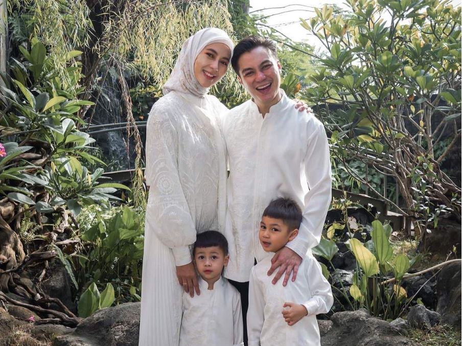 42 bukti perilaku baim terhadap paula diserah di mahkamah