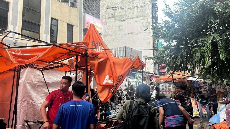 khemah disediakan dbkl kurang berkualiti, peniaga bazar ramadan jalan tar tanggung rugi