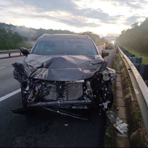 niat beli baju raya ‘terkubur’, pengantin 3 bulan maut dalam kemalangan