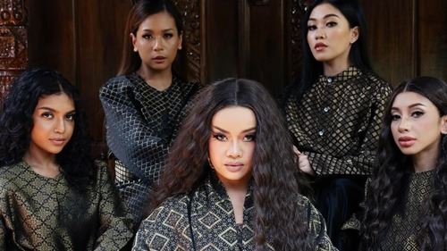mimi fly mohon maaf penampilan keterlaluan dalam 'serumpun'
