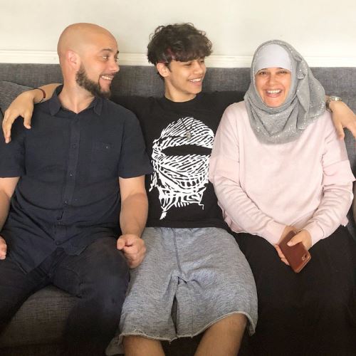 perjalanan hidup harris j: dari fenomena ke pencarian hidayah