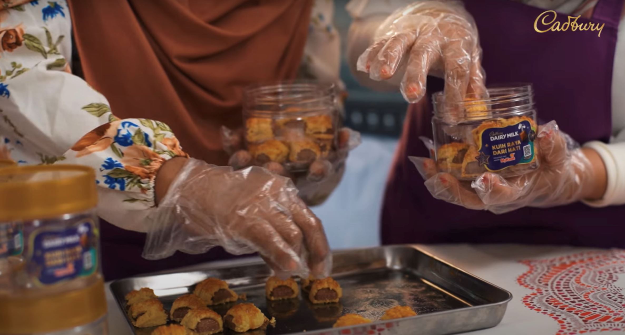 cooking, sharing and giving: mondelēz international sparks a wave of generosity in malaysia this ramadan