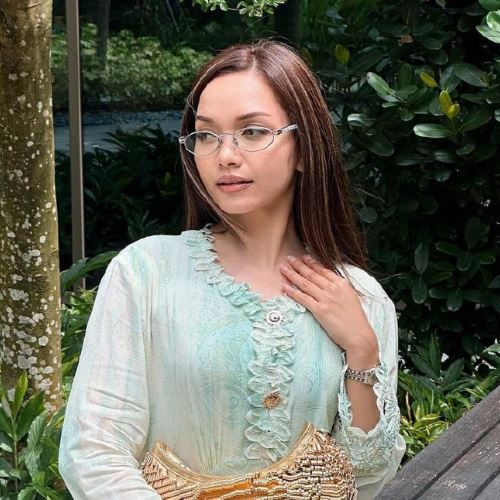 cinta 12 tahun azira shafinaz berakhir, anggap perpisahan sebagai proses mematangkan diri