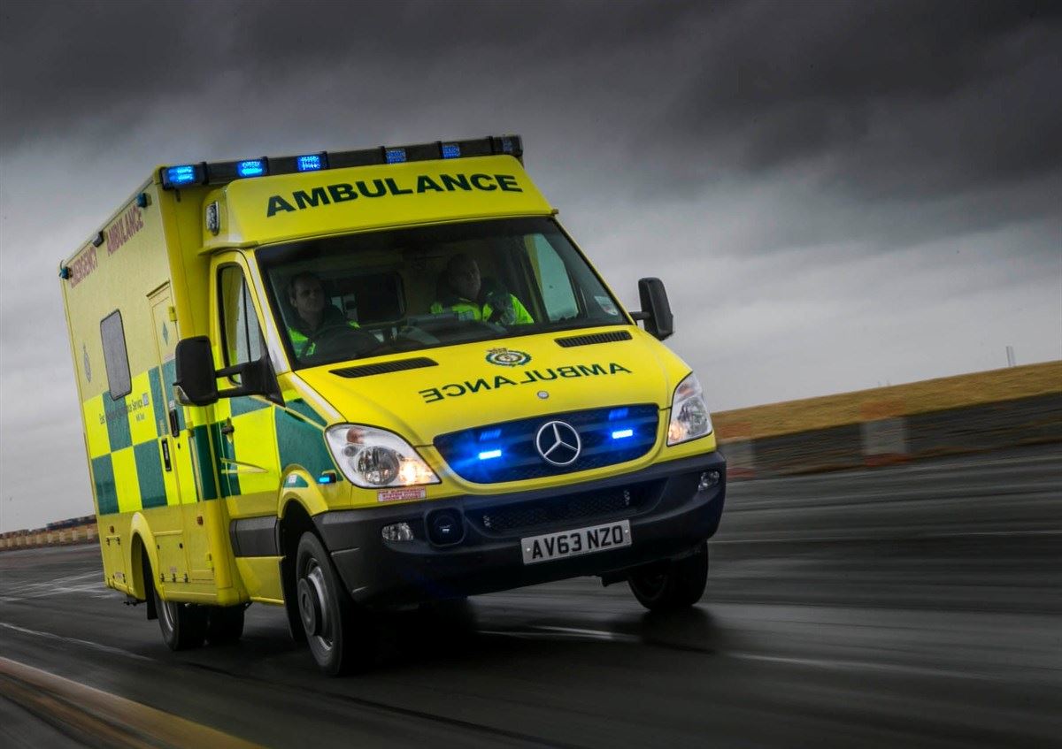 study finds taxi and ambulance drivers have lower alzheimer's disease-related death rates