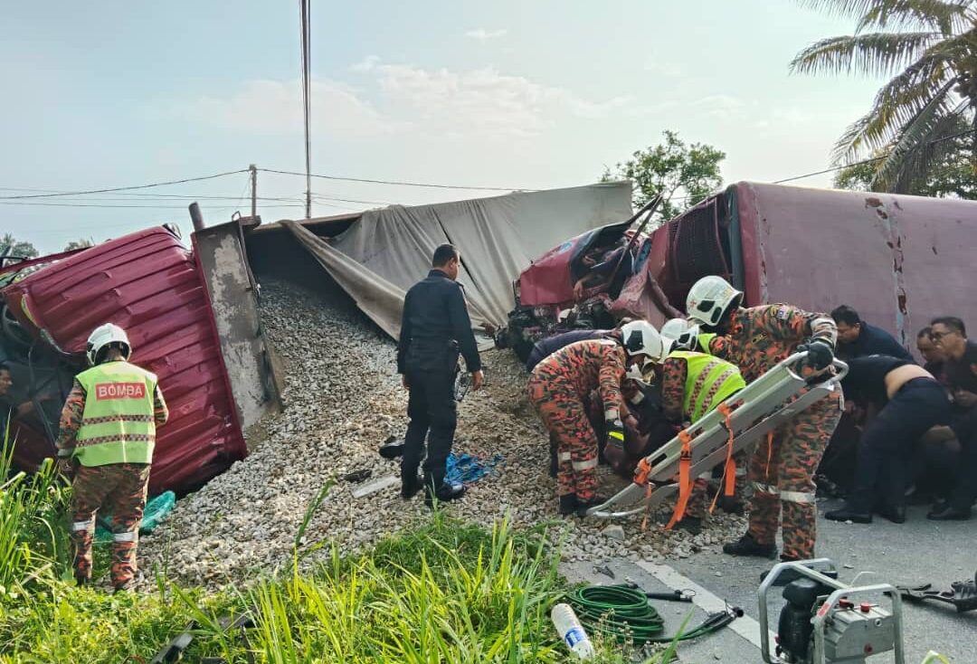 stereng lori pasir rosak punca tragedi berdarah fru di langkap, 10 anggota fru dilaporkan maut