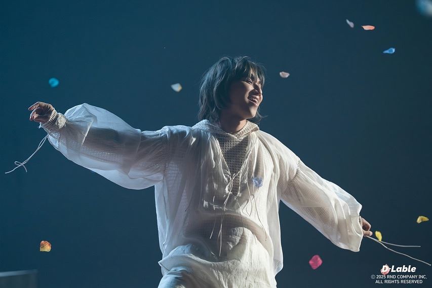 daesung’s d’s wave tour lands in malaysia—a heartfelt reunion years in the making