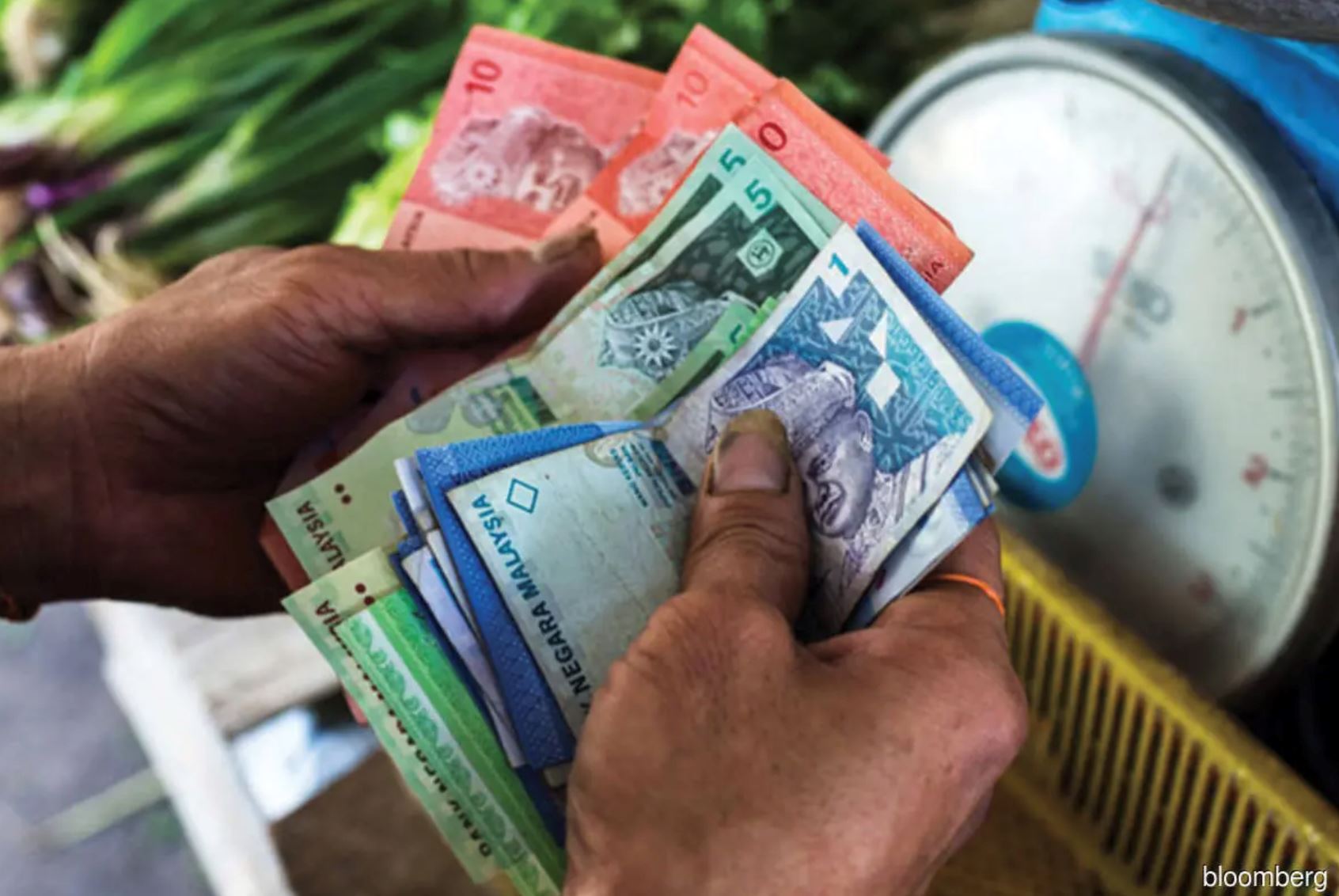 “rm3.4k still not enough” kelantan man says cost of living isn’t as low as people think