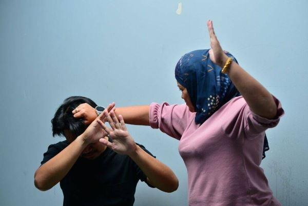 suami juga boleh jadi mangsa keganasan rumah tangga? jangan pandang enteng..