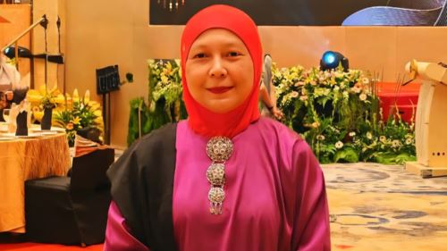 hebatnya prof norazah, 7 tahun berturut dalam senarai saintis terbaik dunia!