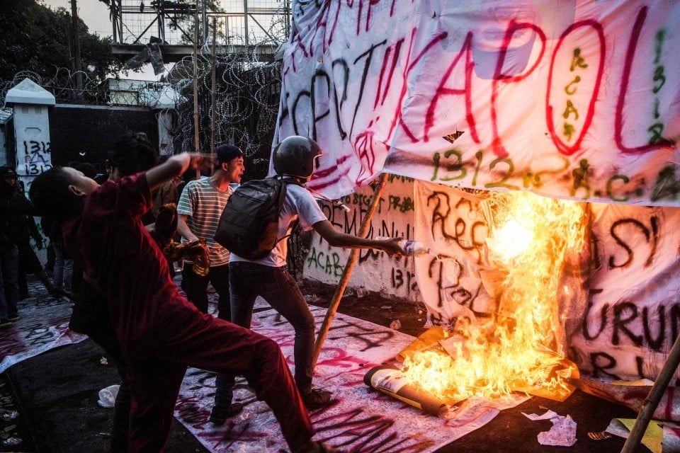 pbb gesa siasatan rusuhan berdarah di indonesia