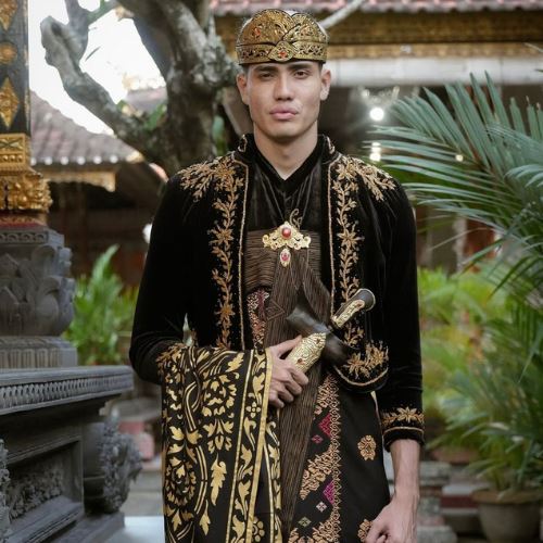 [video] aisar khaled dihalau di bali, pihak berkuasa rimas bencana dijadikan kandungan media sosial