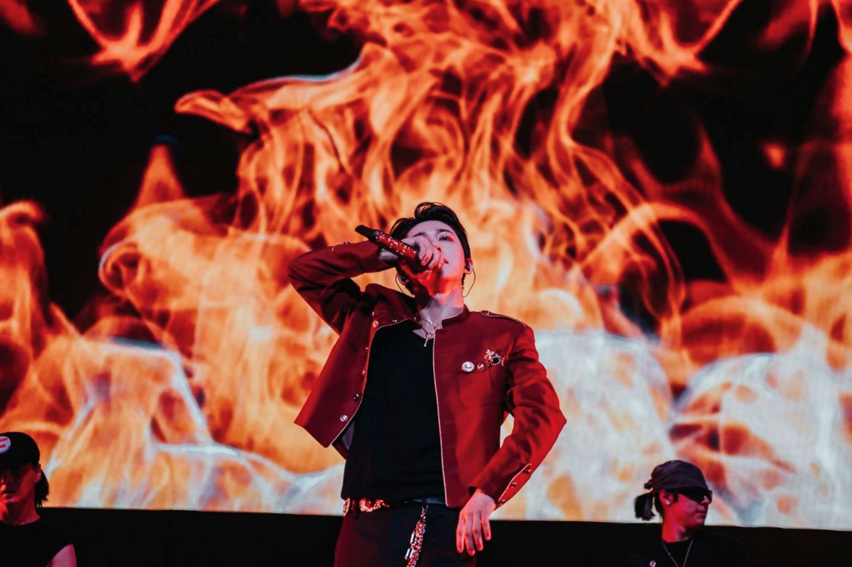 b.i wraps the last parade tour in kl, leaves fans with unforgettable memories