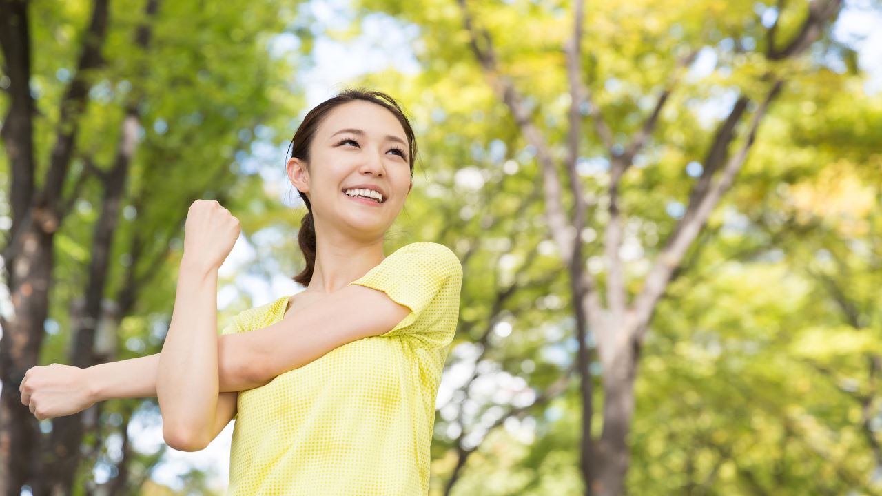 女生在准备运动