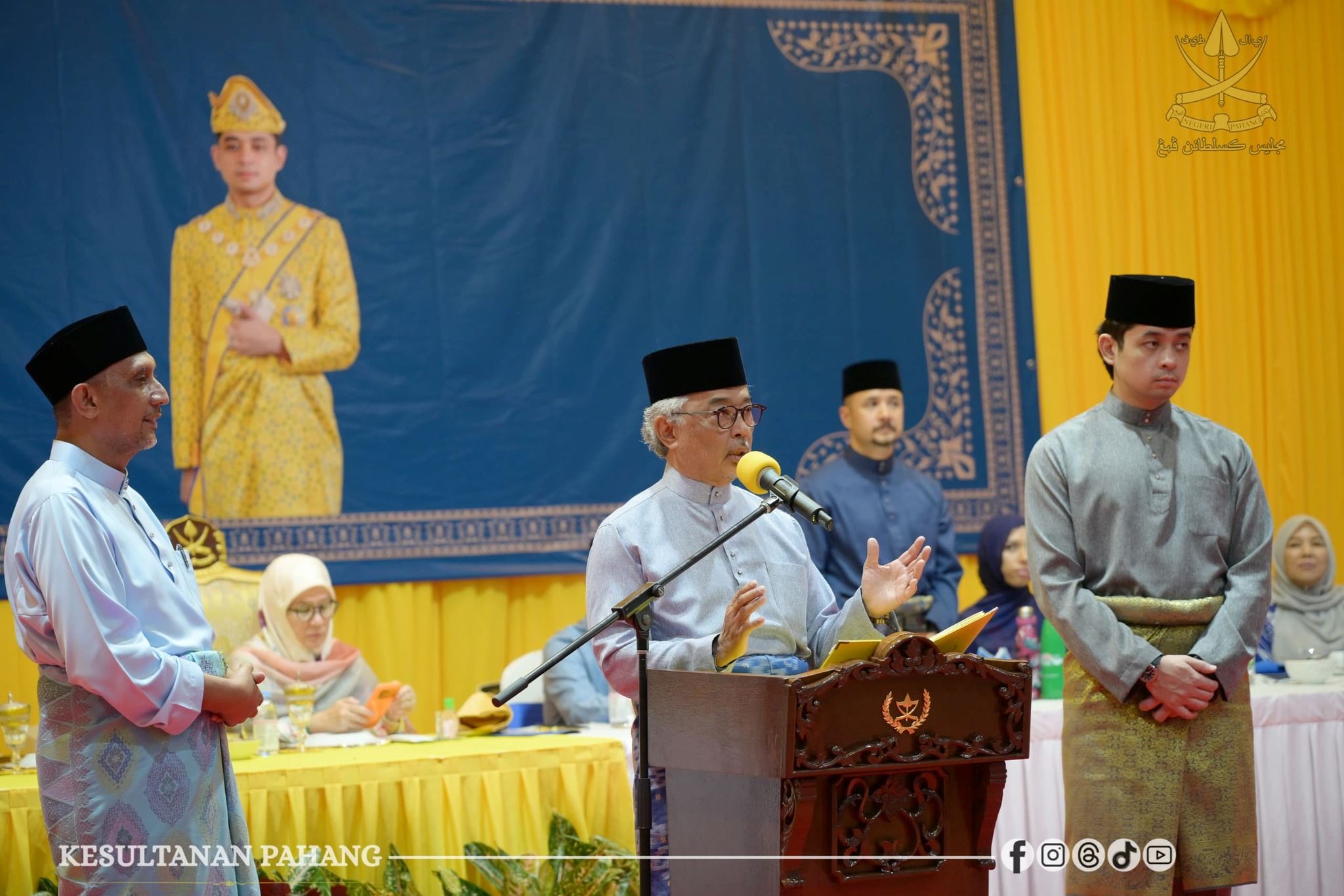 “rumah ibadat tidak boleh dibina sembarangan.. wajib patuh undang-undang” - titah sultan pahang