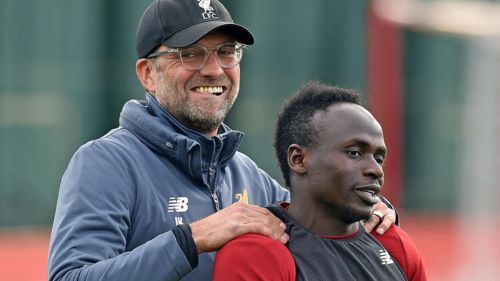 penjaga gol ini ‘berpura-pura cedera’ demi rakan sepasukan berbuka puasa, aksi anthony lopes buat ramai sebak