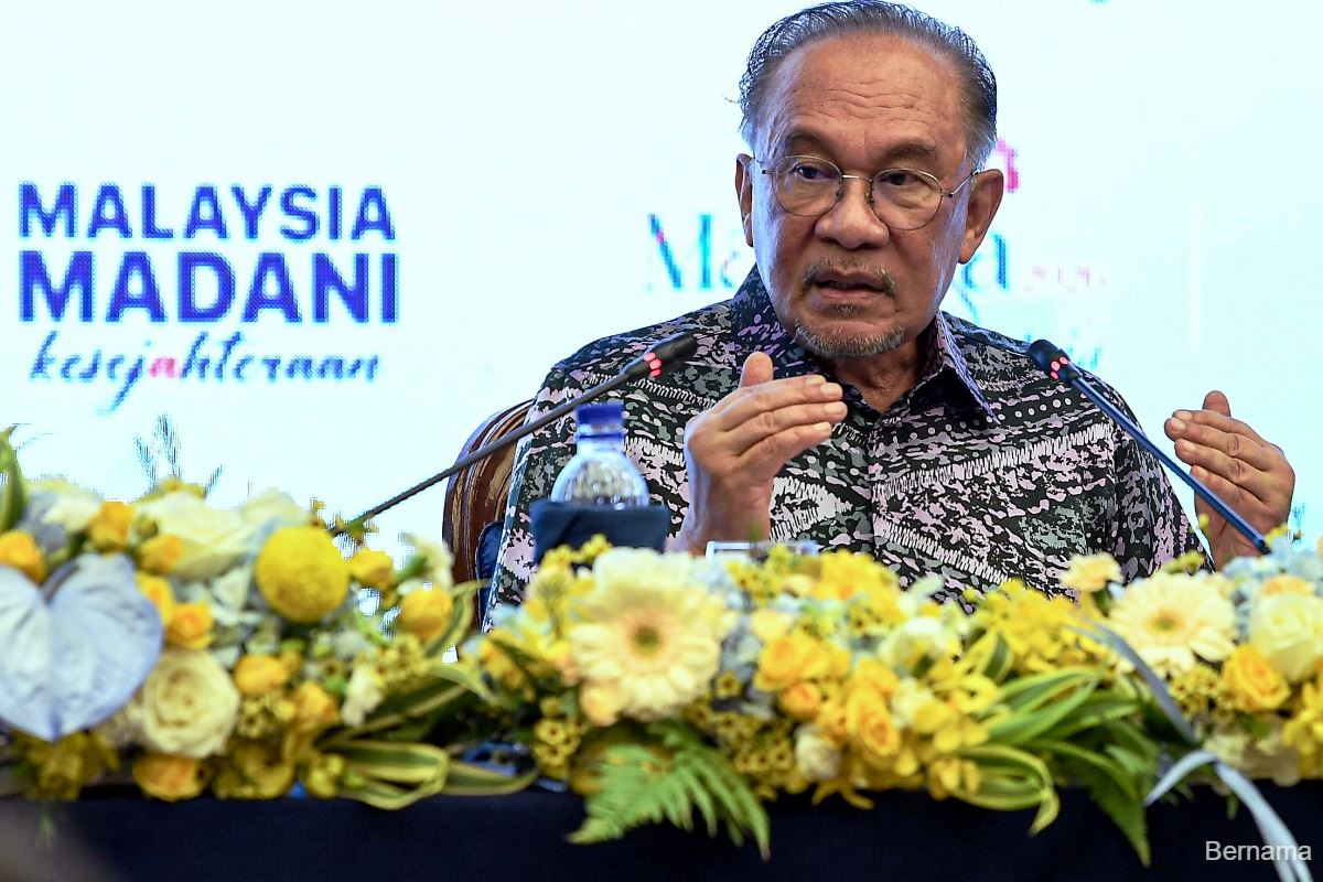anwar-forum_ilmuwan_malaysia_madani_siri_9_bernama_20260401001627_bernama.jpg