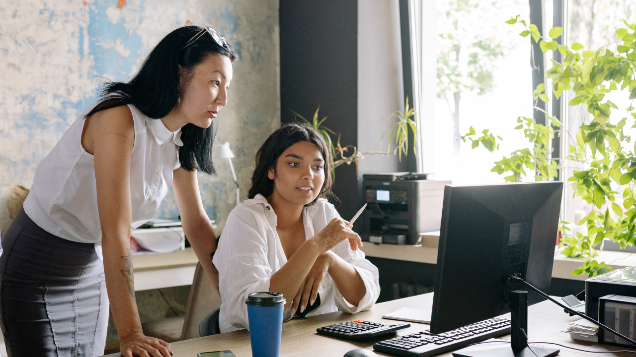 women-looking-at-computer