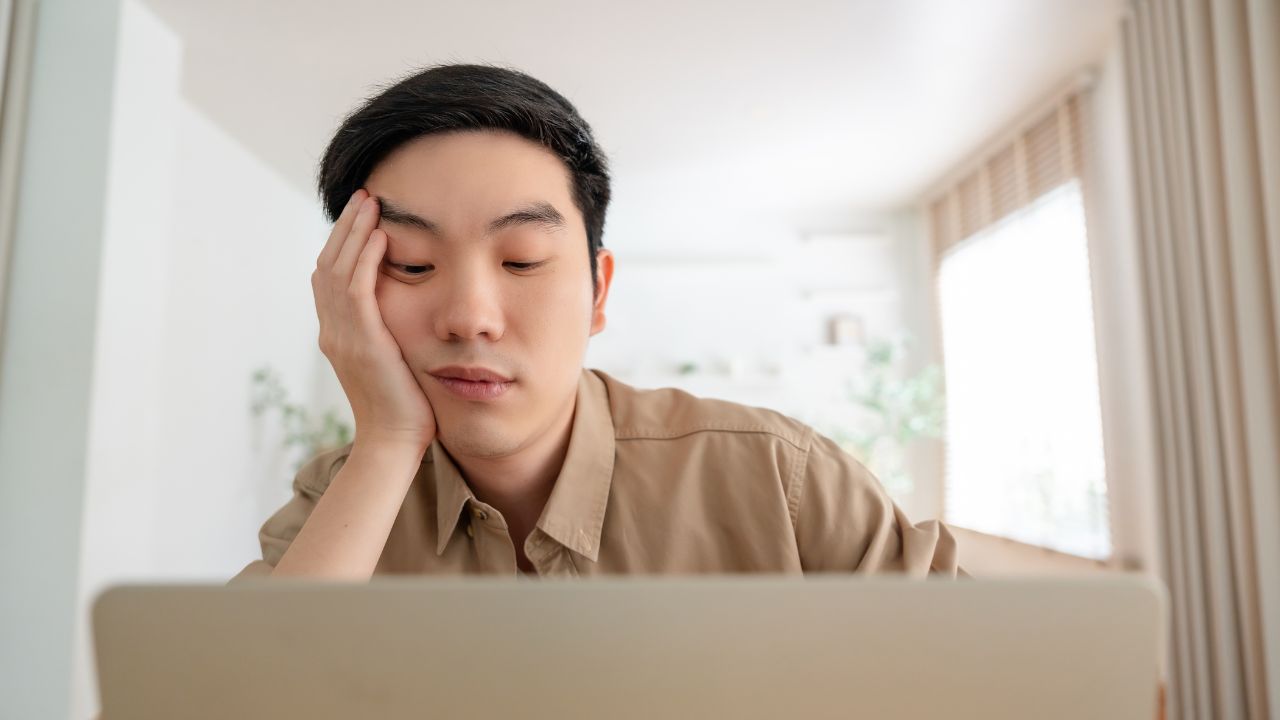 男子伤风疲惫
